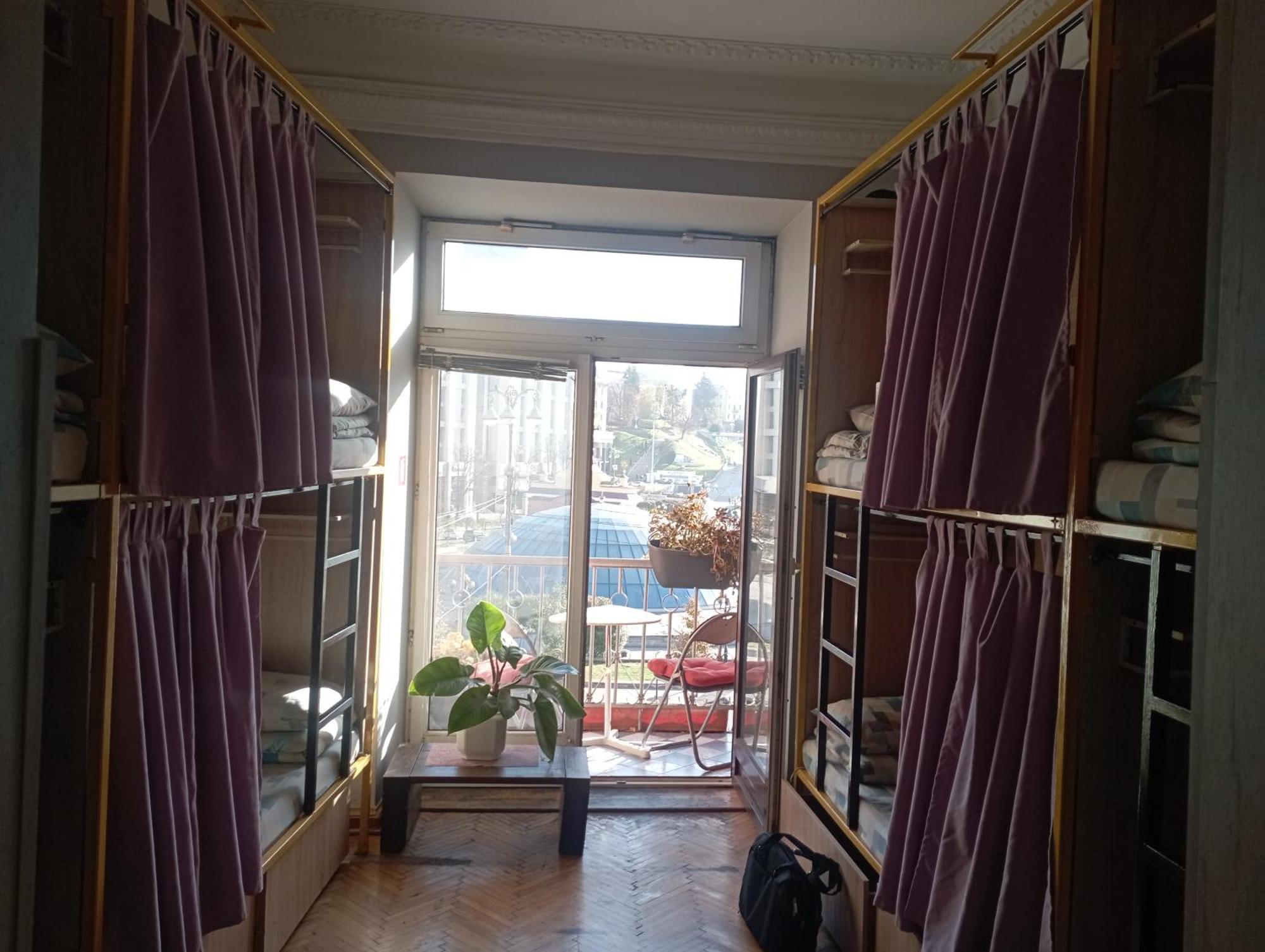 Булгакоff Vandrehjem Kyiv Eksteriør billede